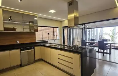 Casa com 4 quartos à venda no Centro, Franca 