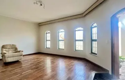 Casa com 3 quartos à venda no São José, Franca 