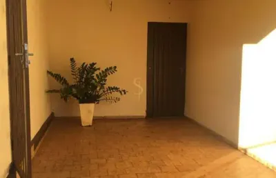 Casa com 2 quartos à venda no Jardim Francano, Franca 
