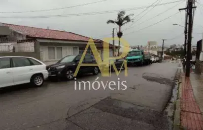 Casa à venda no estreito com ótima localização, após o 63° bi e próx a bmw