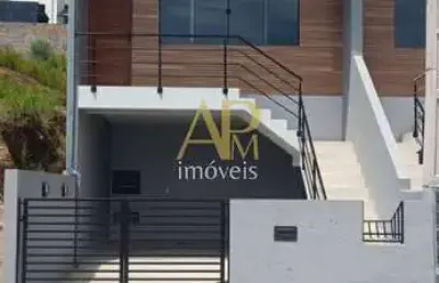 Casa geminada à venda com 3 dormitórios sendo 1 suíte, em potecas sj