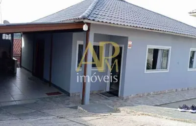 Casa a venda com 3 dormitórios, sozinha no terreno, fundos/ biguaçu
