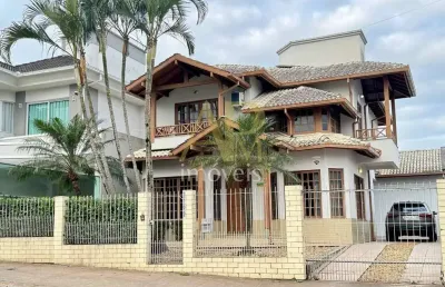 Casa à venda no pedra branca: 04 dormitórios (2 suítes) e 223m² - palhoça