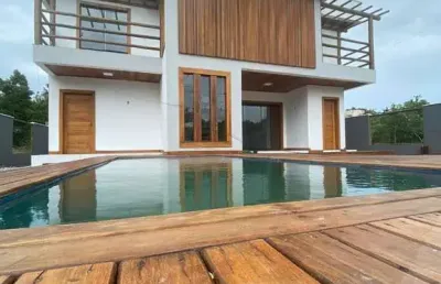 Casa com piscina na ilha na península de maraú em taipú de fora próximo as piscinas naturais para venda