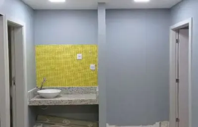 Sala comercial semi- mobiliada para locação no rio vermelho. oportunidade.