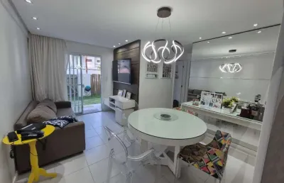 Casa village em stella maris para locação em condomínio com 2 quartos e 1 suíte com piscina no condomínio 1 vaga proximo praia e pipa