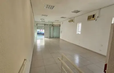 Casa comercial com 2 salas para alugar no Centro, Jundiaí 