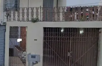 Alugo casa regiao central de jundiai 3dormityorios uma suite bem espaçosa