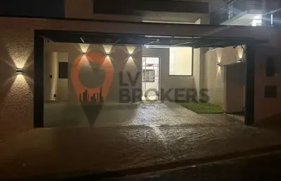 Casa terrea com arquitetura moderna e imponente 3 quartos 1 suite amplo espaço gourmet