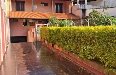 Casa à venda em suzano-sp, jardim casa branca: 3 quartos, 1 suíte, 2 salas, 3 banheiros, 12 vagas de garagem, 210m²!