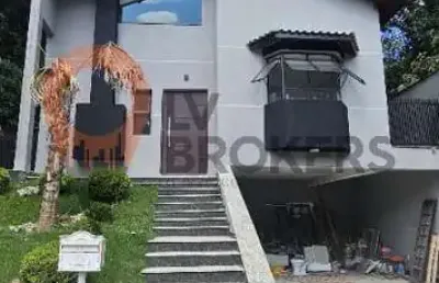 Condominio ecopark - casa terrea toda reformada com piscina