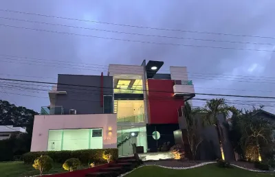 Mine mansão triplex  de alto padrão no condominio tapajos