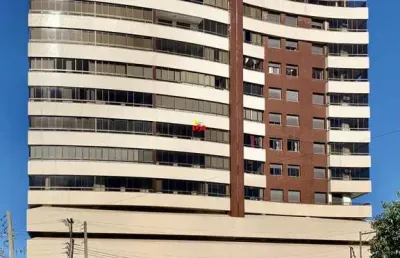 Apartamento à venda com 3 quartos no centro de tramandaí