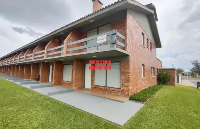 Lindo triplex com vista para o mar no centro de imbé!