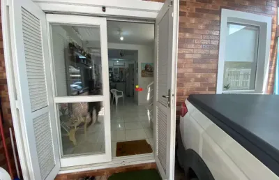 Excelente duplex de 02 dormitórios em tramandaí, zona nova!