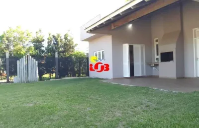 Casa geminada  top !! com móveis spb medida e à apenas 270 m do mar
