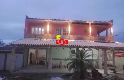 Casa sobrado à venda em imbé com piscina e próximo ao mar