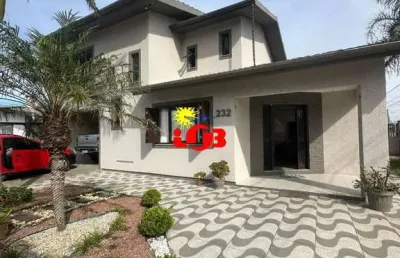 Excelente imóvel com 3 dormitórios em tramandaí, zona nova!