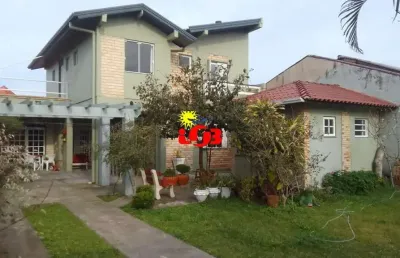 Casa sobrado à venda em imbé - mariluz plano b - próximo ao mar - churrasqueira - jardim