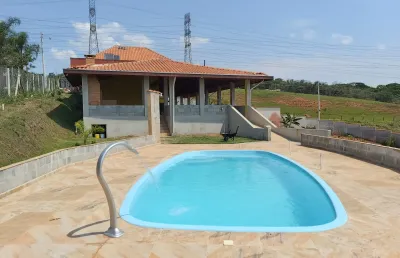 Chacara belo por do sol 2500m2, 2 casas lindas e separadas, 8 comodos