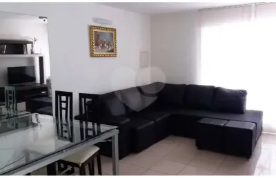 Casa com 3 quartos à venda na Rua Havaí, Sumaré, São Paulo