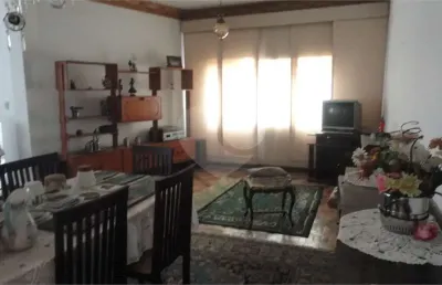 Casa com 3 quartos à venda na Rua Oliveira Lima, Cambuci, São Paulo