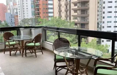 Apartamento com 4 quartos à venda ou para locação em moema - sp
