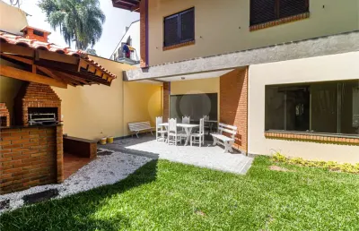 Casa em condomínio fechado com 4 quartos à venda na Rua General Euclides Figueiredo, Morumbi, São Paulo