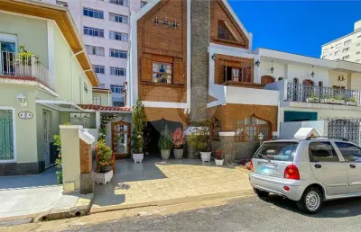 Casa em condomínio fechado com 4 quartos à venda na Avenida Lacerda Franco, Cambuci, São Paulo