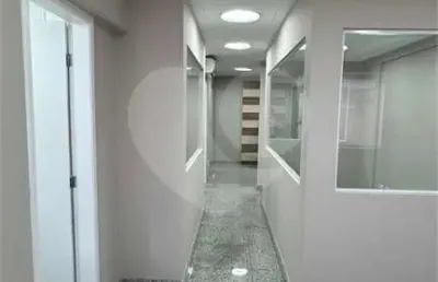 Sala comercial à venda na Rua Joaquim Manuel de Macedo, Barra Funda, São Paulo