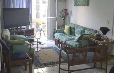 Apartamento à venda no edifício gironde, no guarujá