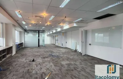 Sala comercial para alugar na Alameda Rio Negro, Alphaville, Barueri