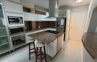 Quadra mar apartamento diferenciado no centro de balneário camboriú/sc
