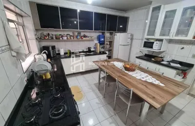 Casa com 4 quartos à venda na Rua Piratininga, --, Barcelona, São Caetano do Sul