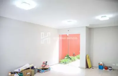 Sobrado alto padrão no santa maria, ótima localização.