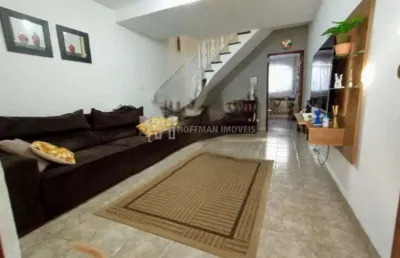 Sobrado com 2 dormitórios sala, banheiro e uma vaga a venda no santa paula - scs