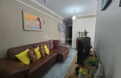Apartamento à venda- 02 dormitórios, 01 banheiro e 01 vaga santa maria
