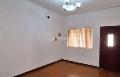 Casa térrea com 02 dormitórios, 02 banheiros, 04 vagas, quintal à venda no bairro santo antonio!
