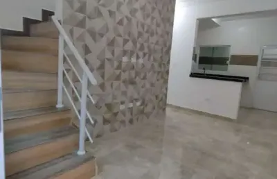 Sobrado em condomínio para venda em praia grande, guilhermina, 2 dormitórios, 2 banheiros, 1 vaga