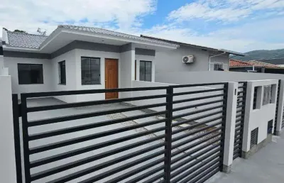 Casa para venda em palhoça, bela vista, 2 dormitórios, 1 banheiro, 1 vaga