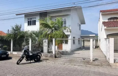 Casa para venda em palhoça, centro, 3 dormitórios, 1 suíte, 2 banheiros, 4 vagas