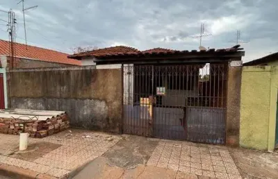 Casa com 2 quartos à venda na Rua 2, Centro, Barretos
