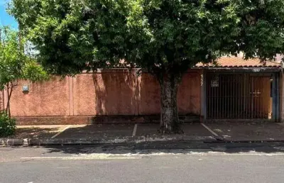 Casa com 3 quartos à venda na Rua 26, Centro, Barretos