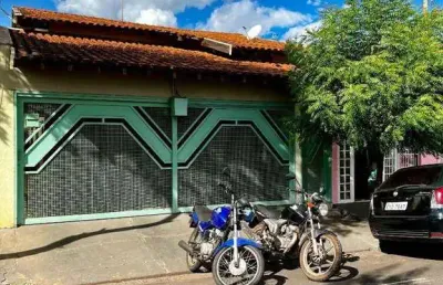 Casa com 3 quartos à venda na Rua 42, Jardim Alvorada, Barretos