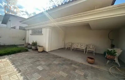Casa com 3 quartos à venda na Avenida 35, Centro, Barretos
