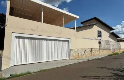 Casa com 3 quartos à venda na Rua Eduardo Martins de Assis, Jardim Ramos, Barretos