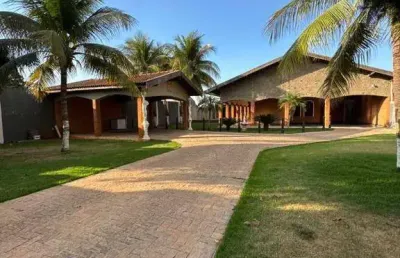 Casa com 6 quartos à venda na Rua Peru, América, Barretos