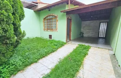 Casa geminada linear com entrada independente – 3 quartos