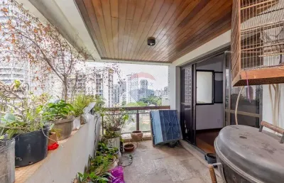 Apartamento para venda no campo belo com 209m, 4 dormitórios, 2 suítes, 3 vagas.