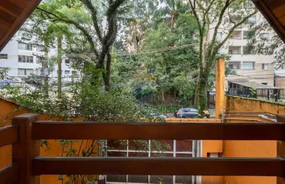 Sobrado à venda no jabaquara | 4 dormitórios (4 suítes) | 4 vagas | 228m² de área construída